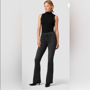 Hudson Jeans Holly High-Rise Flare Jean in Washed Black size 26